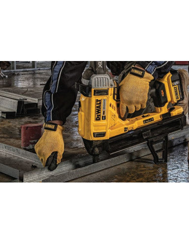 Dewalt 18V DCN890P2 Battery-Powered Concrete and Steel Nailer Combo + 50,250 20mm Nails