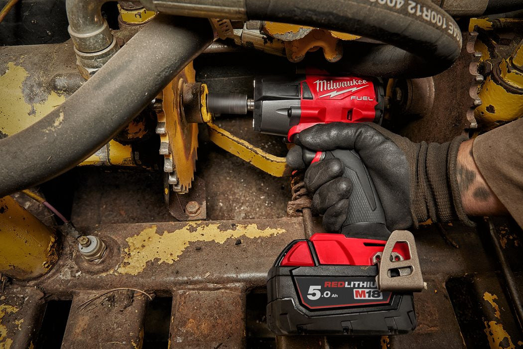 Powerpack llaves de impacto + 3 baterias 5.5Ah + Milwaukee M18 FPP2AS-553X