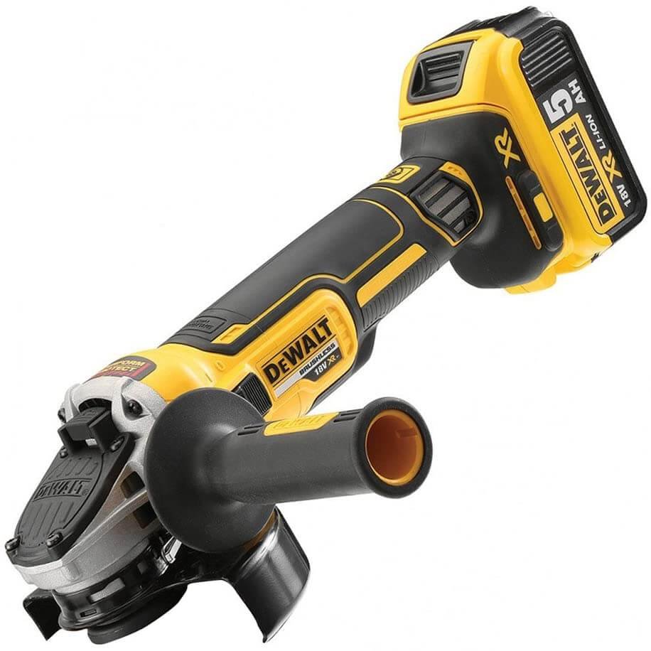 18V XR Brushless 125mm Grinder with 2 5Ah batteries and Dewalt DCG405P2 case