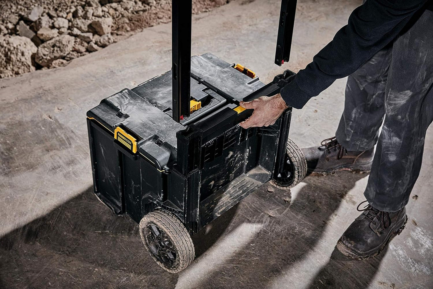 TOUGHSYSTEM DS450 Dewalt DWST83295-1 Tool Box with Handle and Wheels