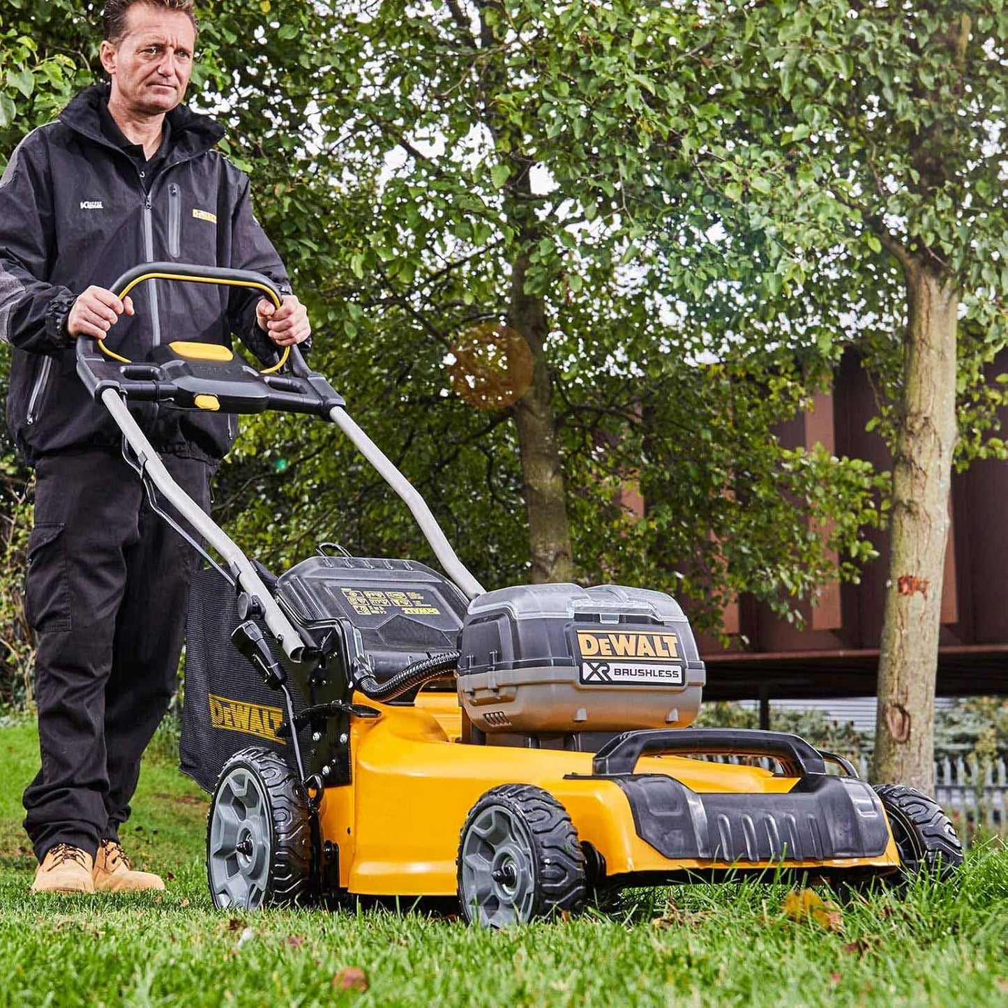 Dewalt DCMW564N XR 2x18V 48cm Brushless Lawn Mower