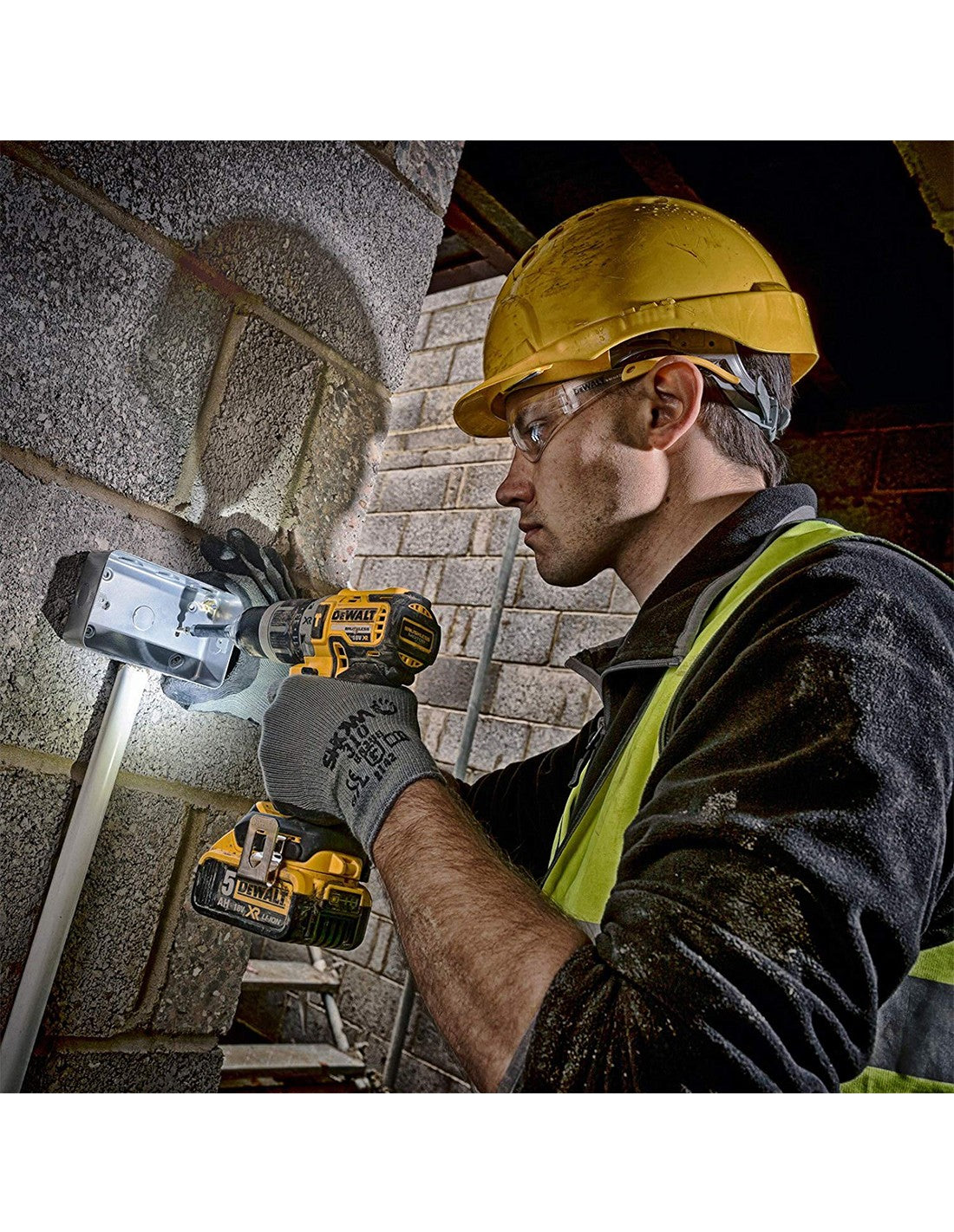 Dewalt DCK685P3T 18V 6-Tool Kit + 3x 5Ah Batteries + Charger + Tstak Cases + Base